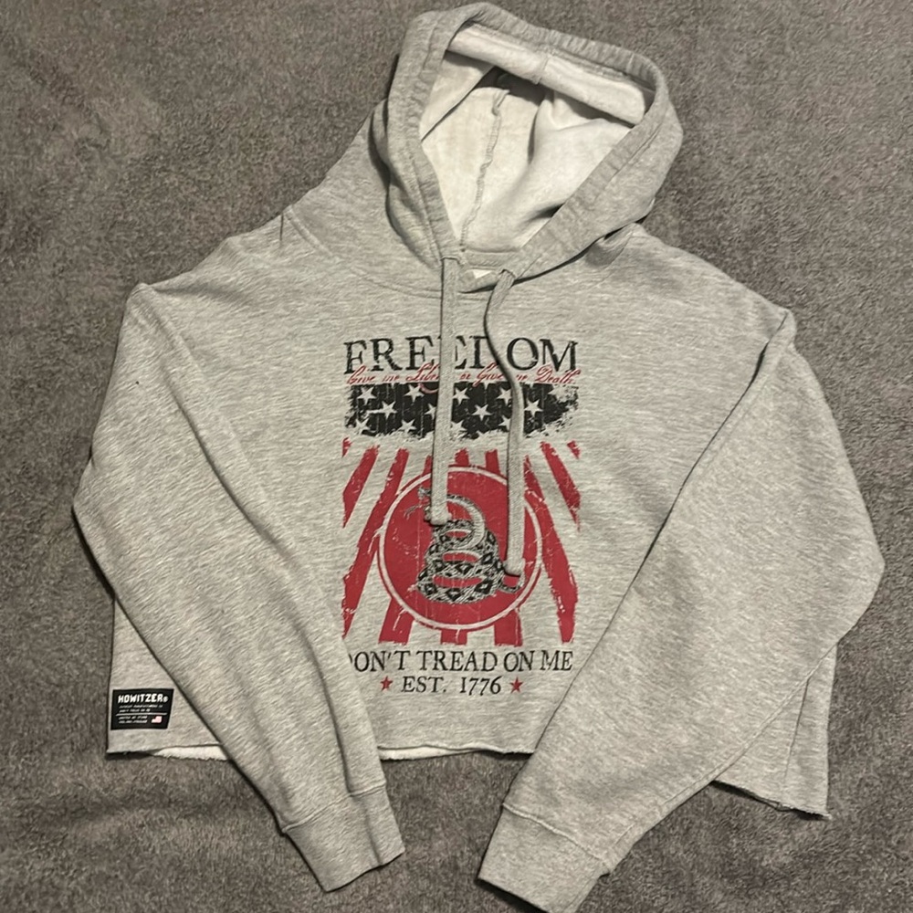 Howitzer Cropped Hoodie